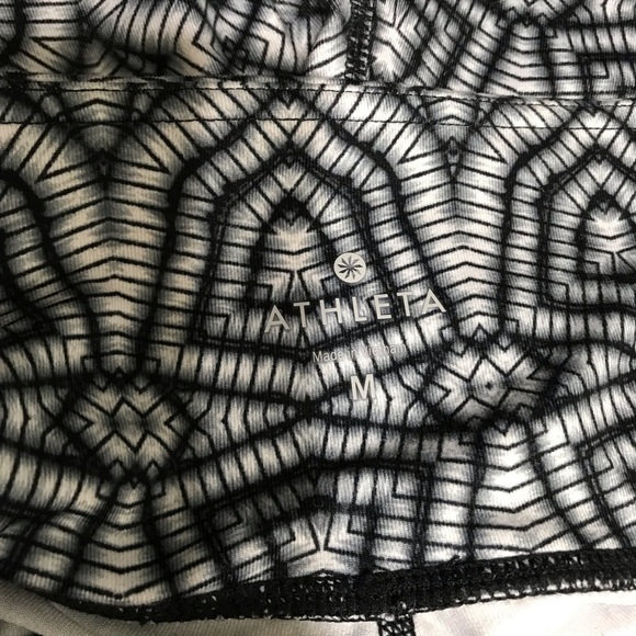 Athleta Black White Chaturanga Capri size Medium - Picture 6 of 8